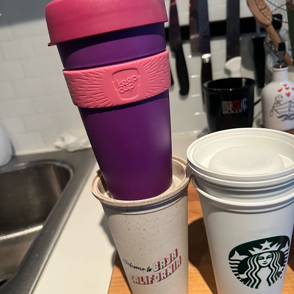 Reusable Starbucks tumblers - Picture 4 of 4